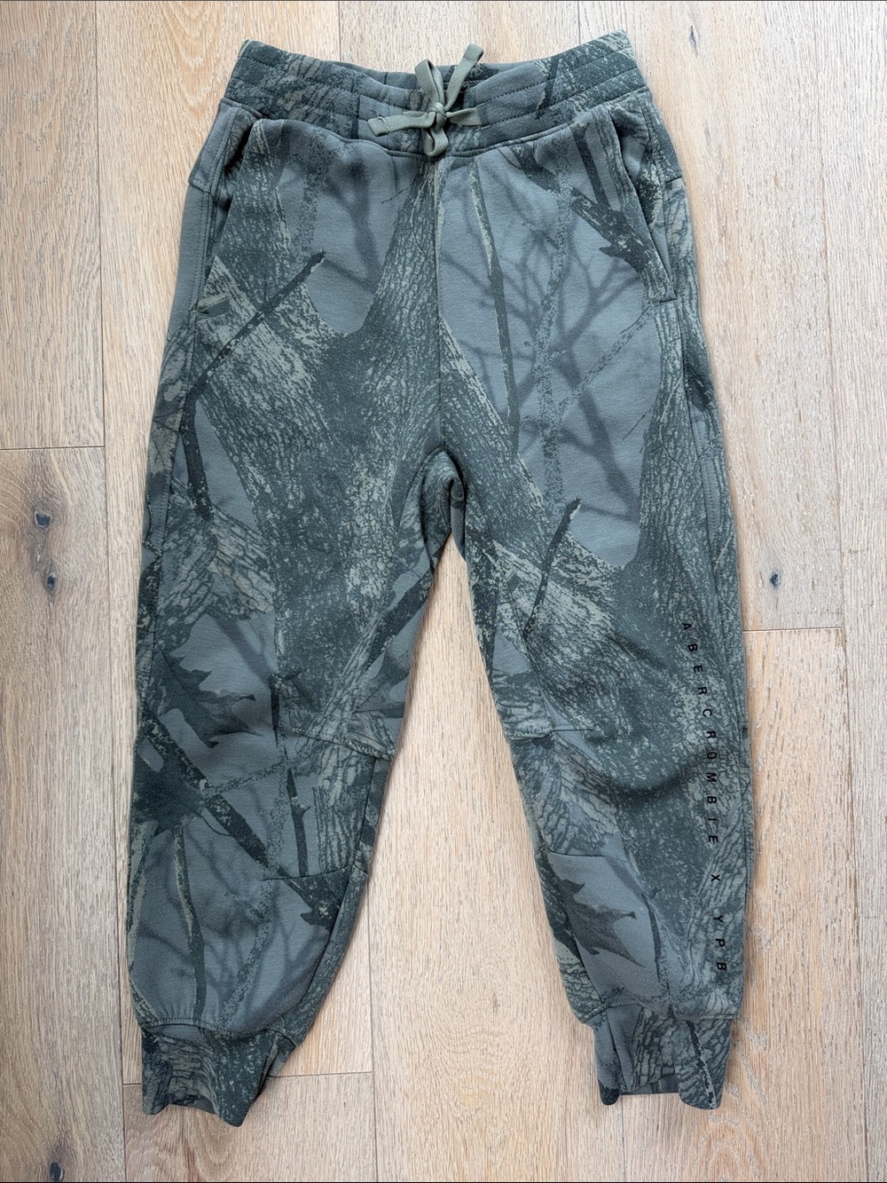 abercrombie kids Olive Camo Joggers